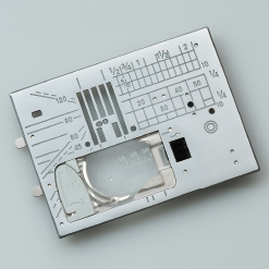 直線縫い用針板